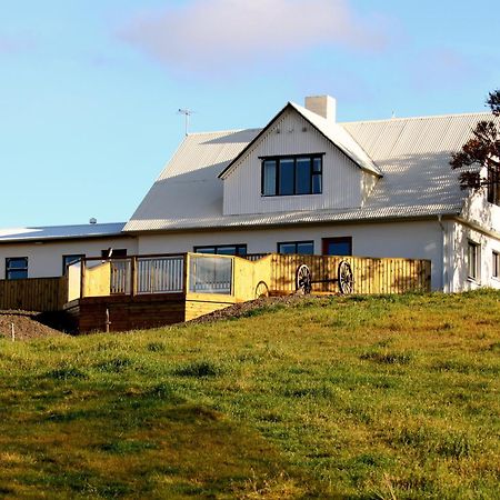 Guesthouse Steindorsstadir, West Iceland Рейкхолт Екстериор снимка