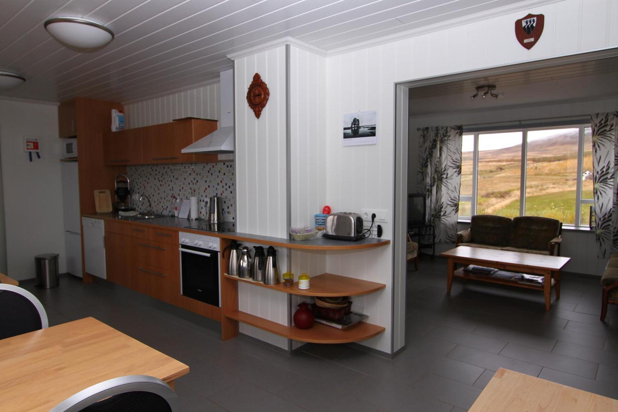 Guesthouse Steindorsstadir, West Iceland Рейкхолт Екстериор снимка