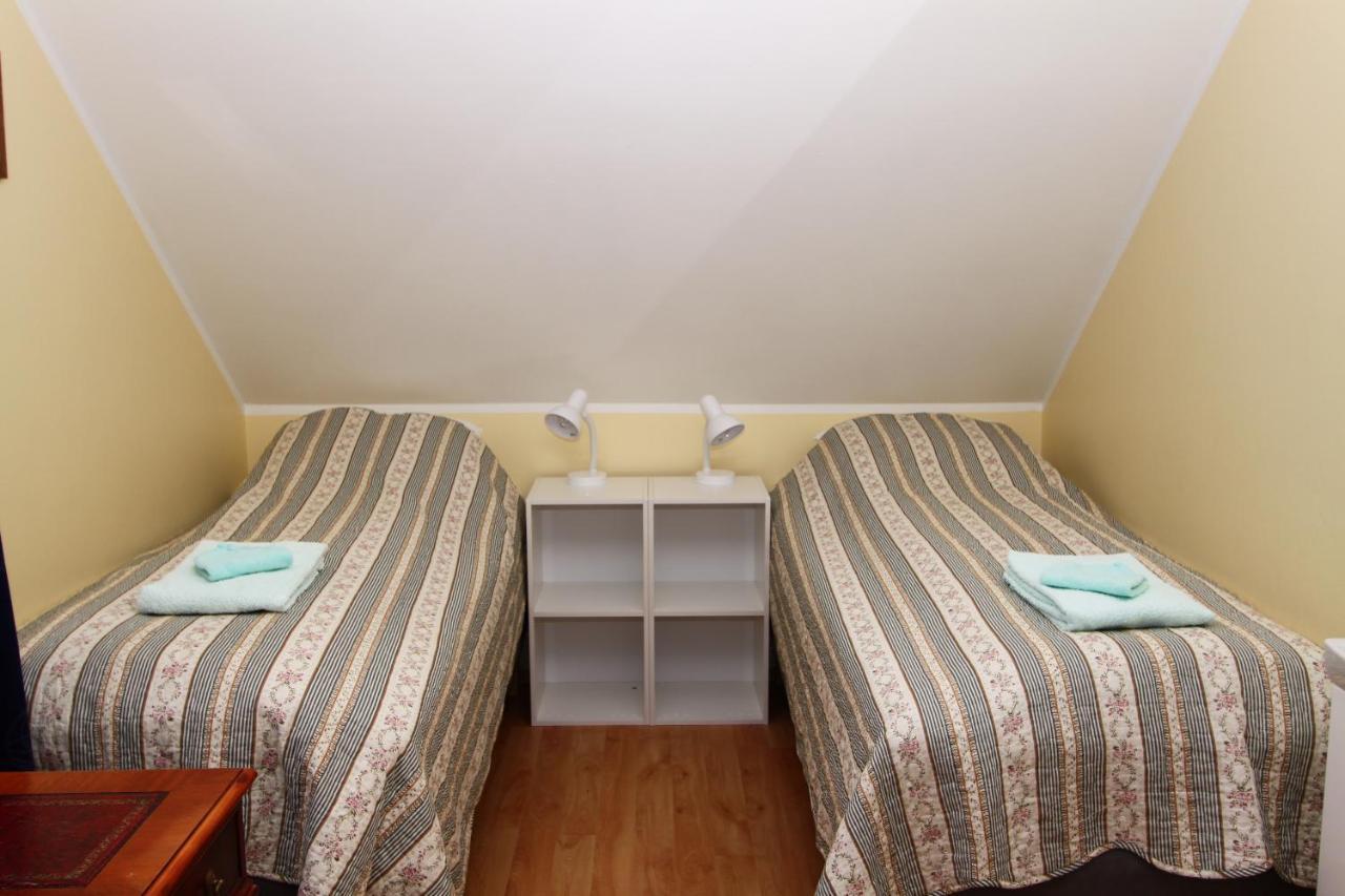 Guesthouse Steindorsstadir, West Iceland Рейкхолт Стая снимка